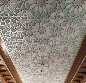 10 Inspirasi Model Plafon Masjid Terbaru 14 plafon masjdi geometris